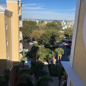 Meet your Posher, Sam